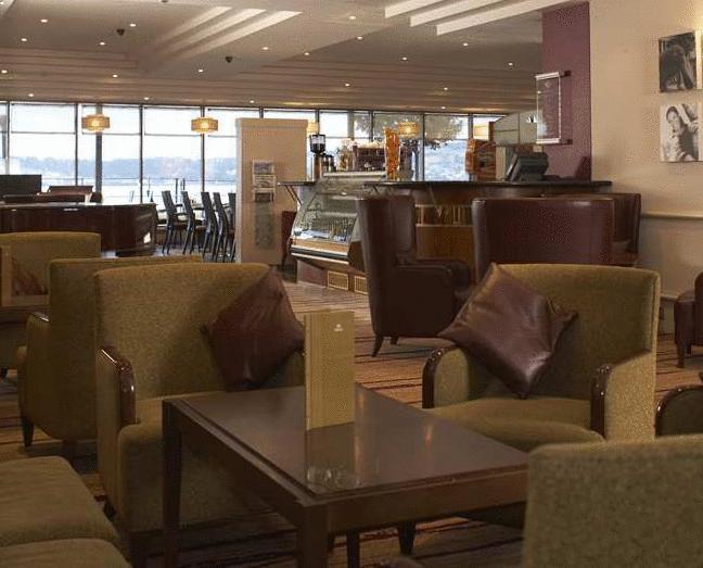 Hilton Dundee Hotel Exterior photo